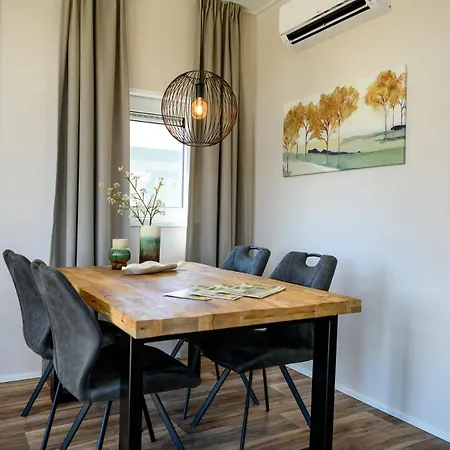 Fuer Handwerker Mit Eigener Terrasse Bruggen (Viersen)